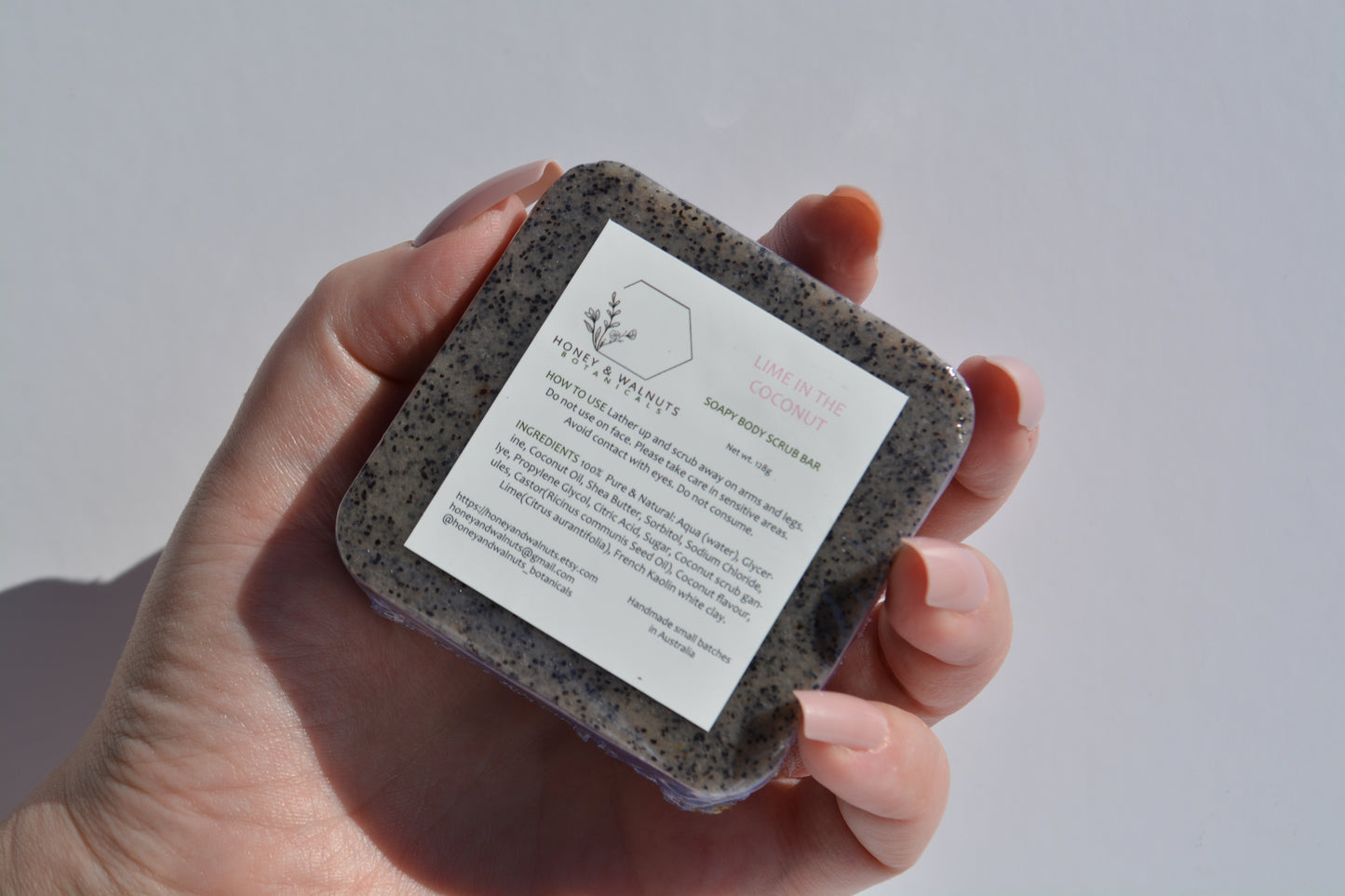 LIME IN THE COCONUT - Soapy body scrub bar